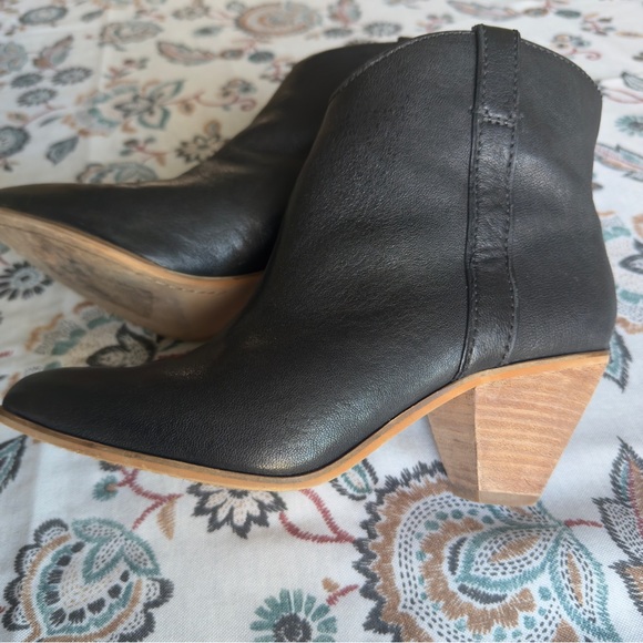 Frye & Co. Womens Black Maley Pull Tab Bootie Size 7.5M - Picture 6 of 9